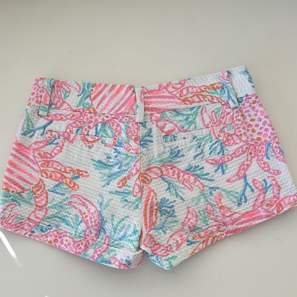 Lilly Pulitzer Walsh short.  Gently worn.  Size 00, 3” inseam - Picture 2 of 2